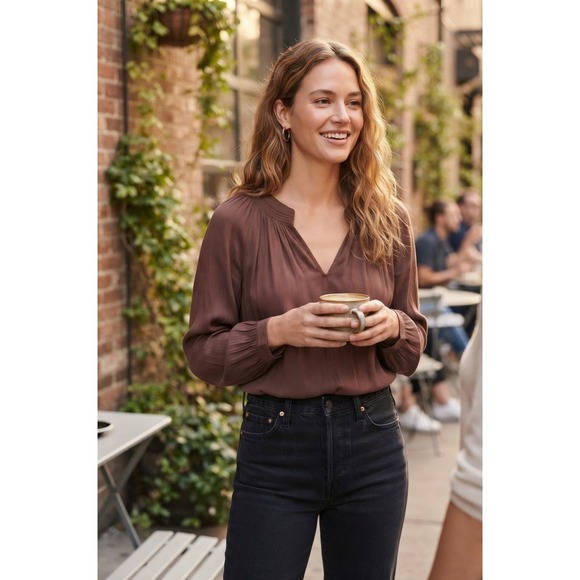 Wilfred Tops - Wilfred Aritzia Brown Smocked V-Neck Long Sleeve Blouse Size Small